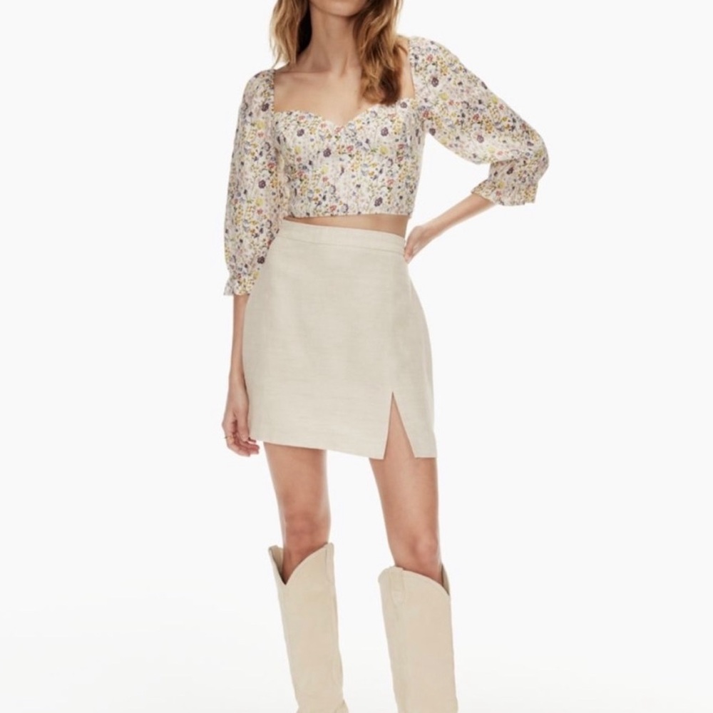 Aritzia Wilfred Patio linen mini skirt